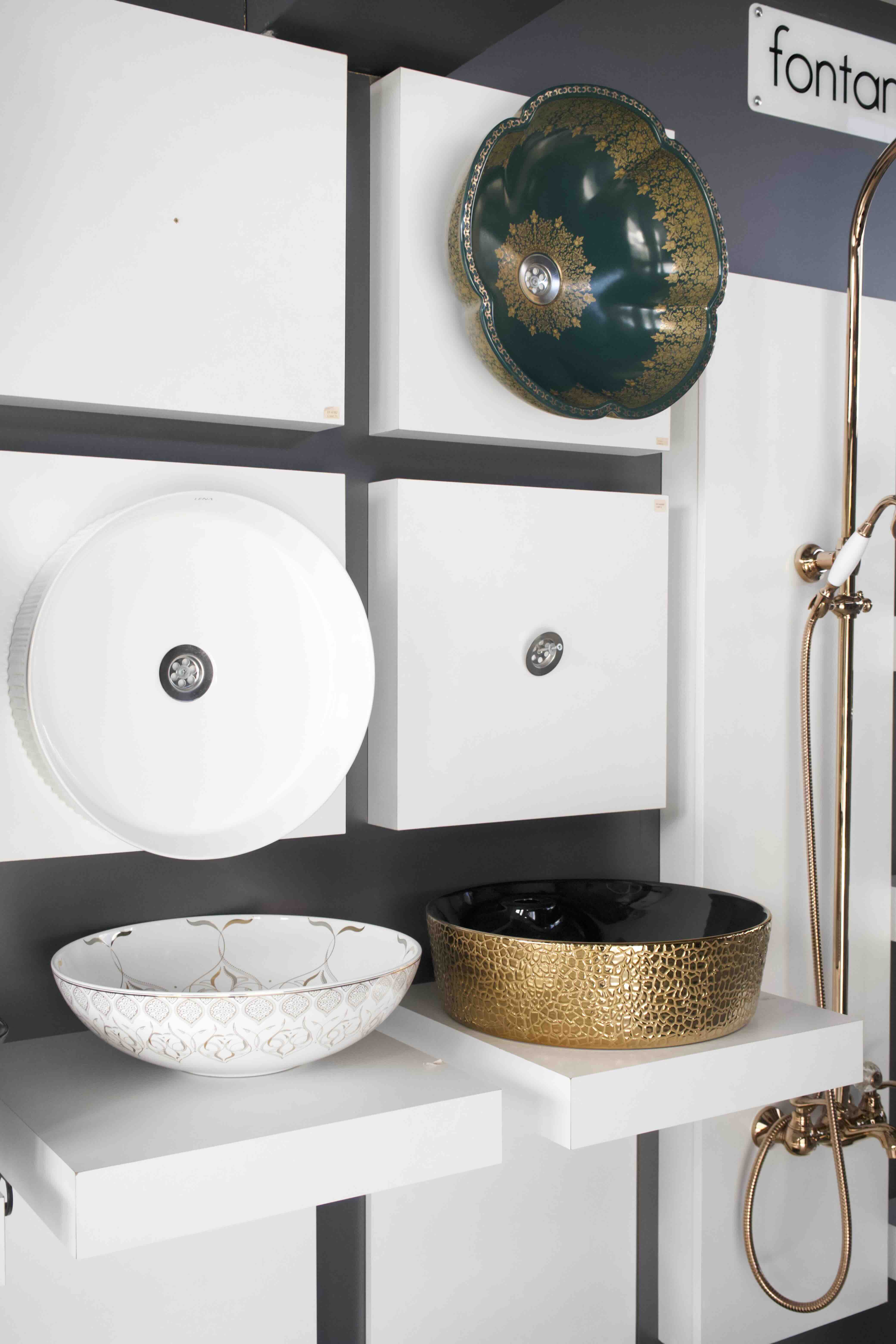 Enviya Yapı uzman ekibi proje planlarken